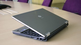 Laptop HP Elitebook 8440P I3 330M
